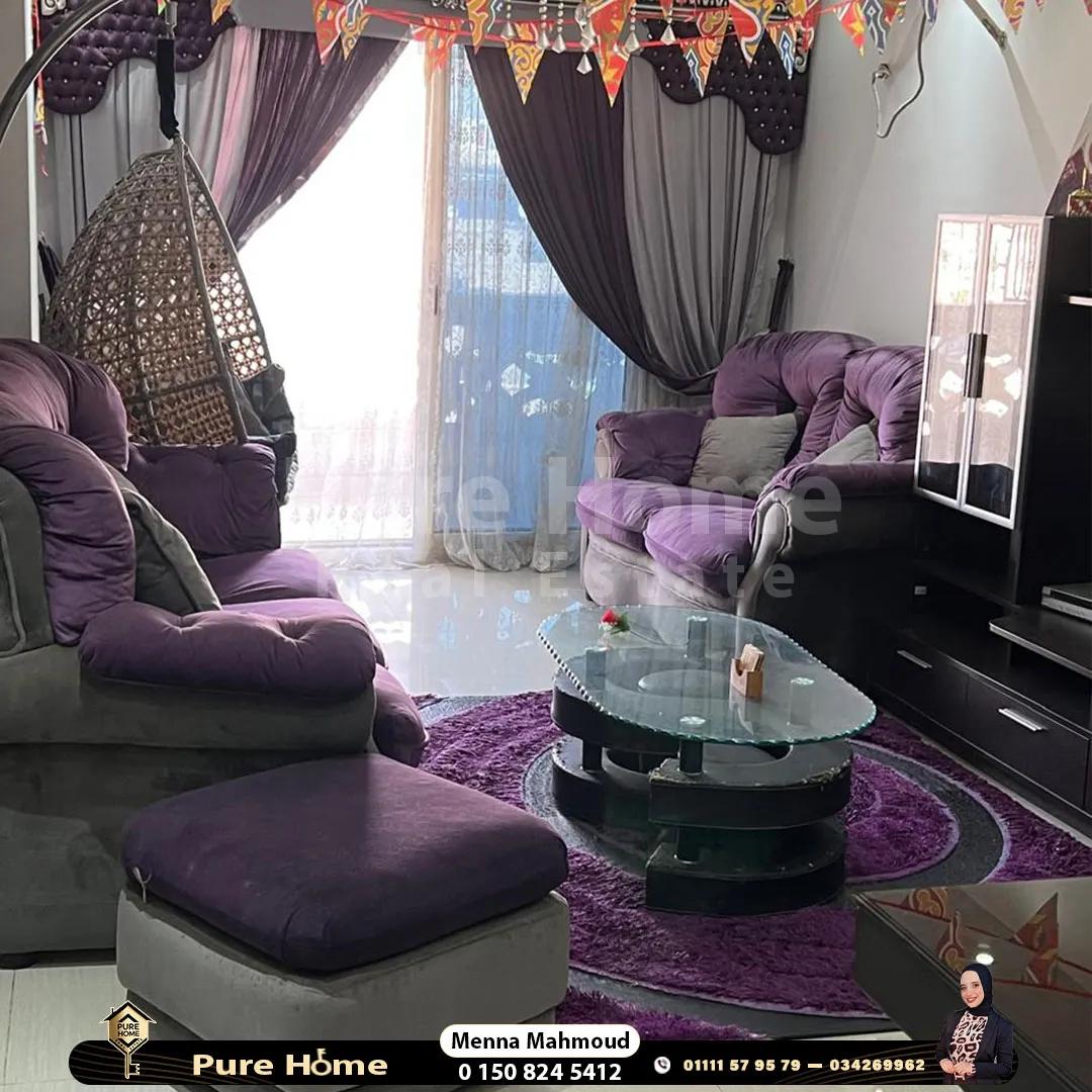 شقة للبيع – محرم بك ( قناه السويس)