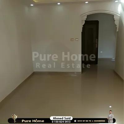 شقة للبيع في لوران