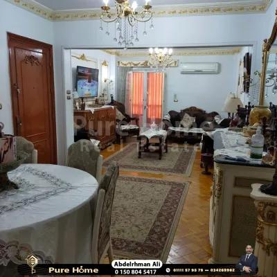 شقة للبيع في ميامي