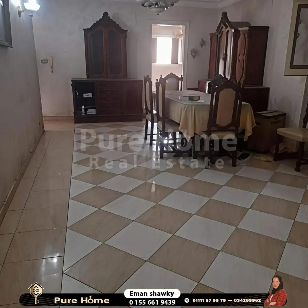 شقة للبيع - جليم - متفرع من شارع ابو قير