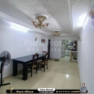 شقة مفروشه للايجار- كامب شيزار - بحر مباشر في كامب سيزار, الإسكندرية - 25,000 جنيه