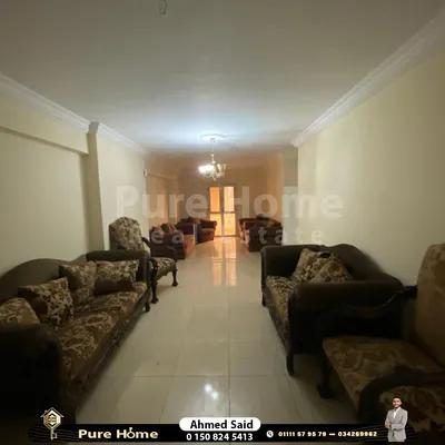 شقة للبيع في جناكليس في جناكليس, الإسكندرية - 3,500,000 جنيه