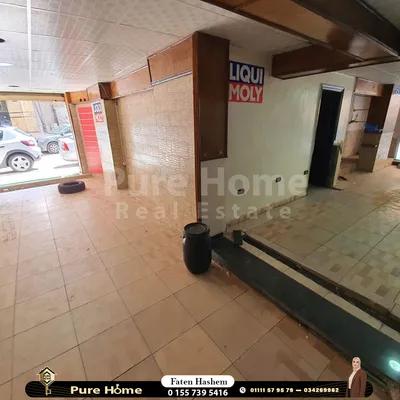 محل للإيجار في لوران – خطوات من شارع الاقبال في لوران, الإسكندرية - 20,000 جنيه