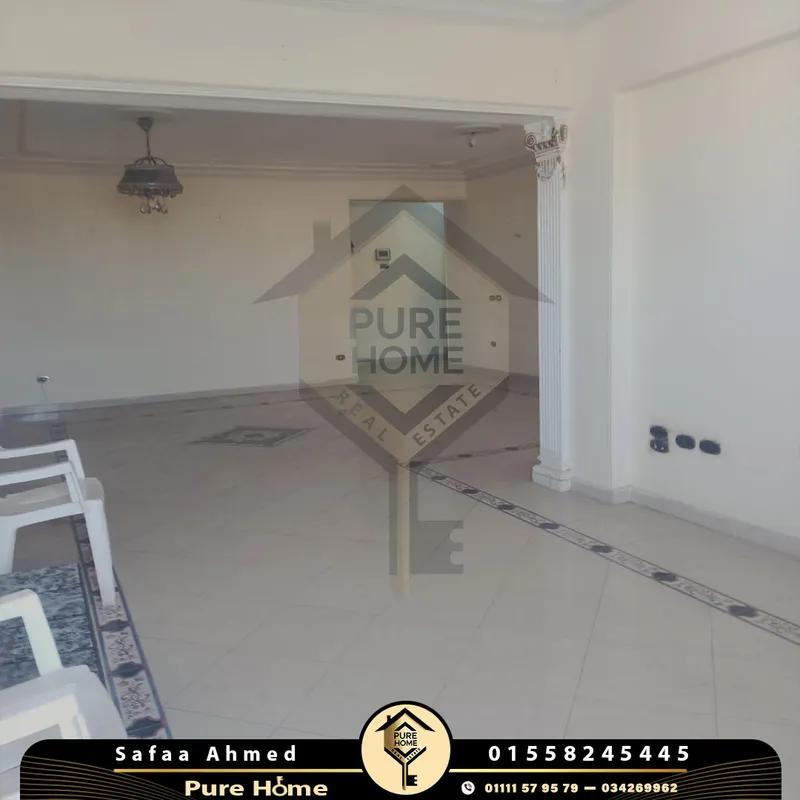 شقة للبيع في سموحة