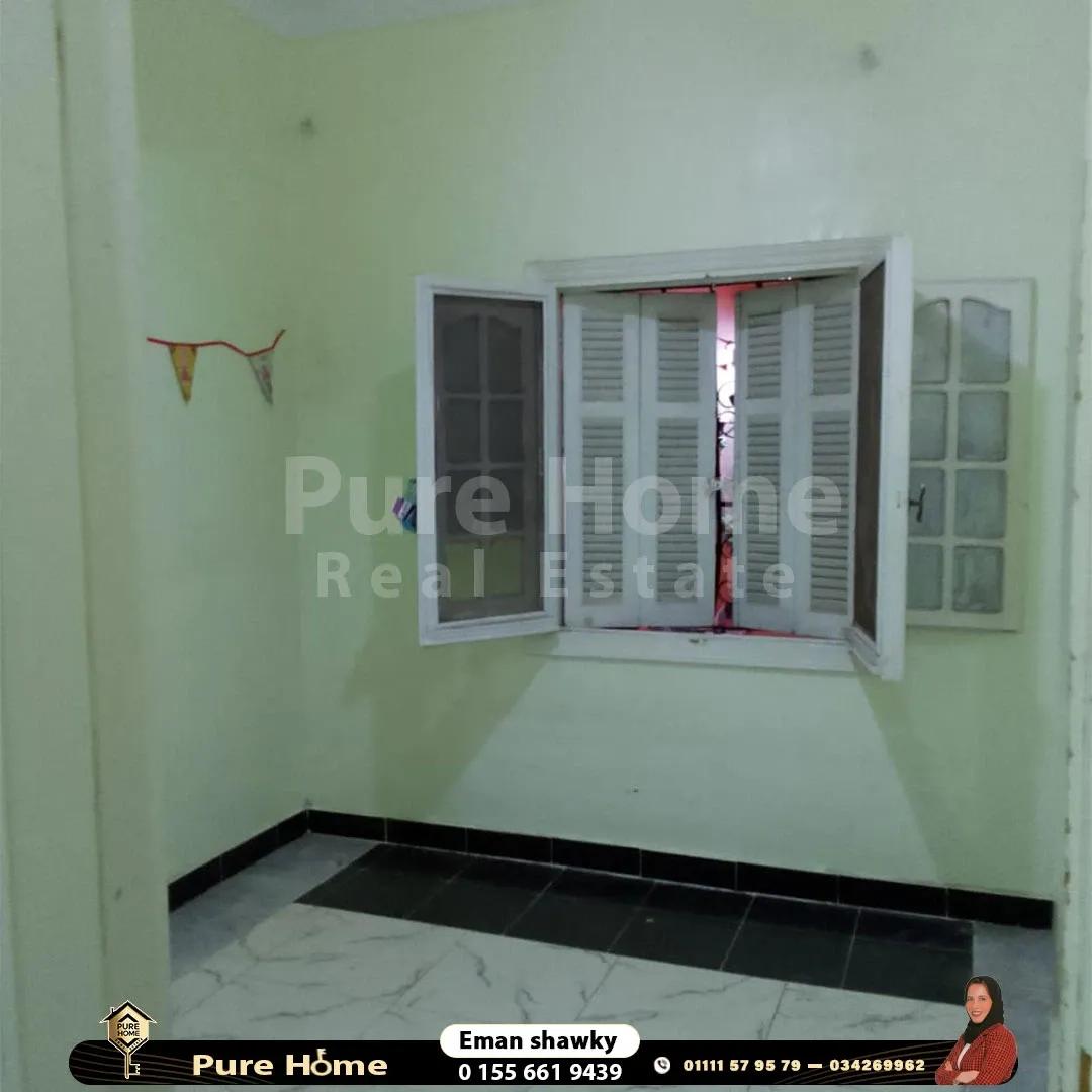 شقة للبيع - محرم بك - متفرع من شارع منشا