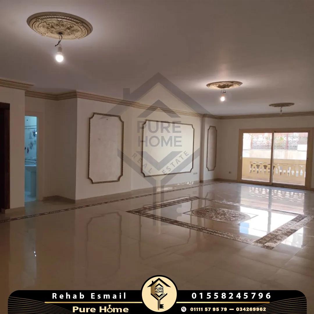 شقة للايجار 290 م – سموحة – شارع ادمون فريمون