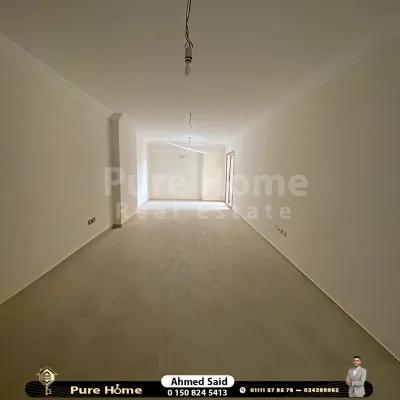 شقة للايجار - سموحة الجديدة