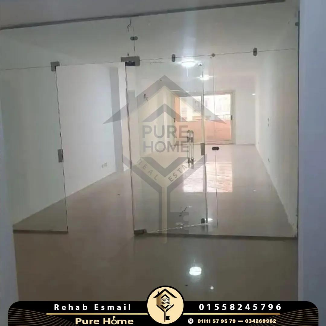 مقر اداري للايجار -سموحة - شارع فوزي معاذ الرئيسي