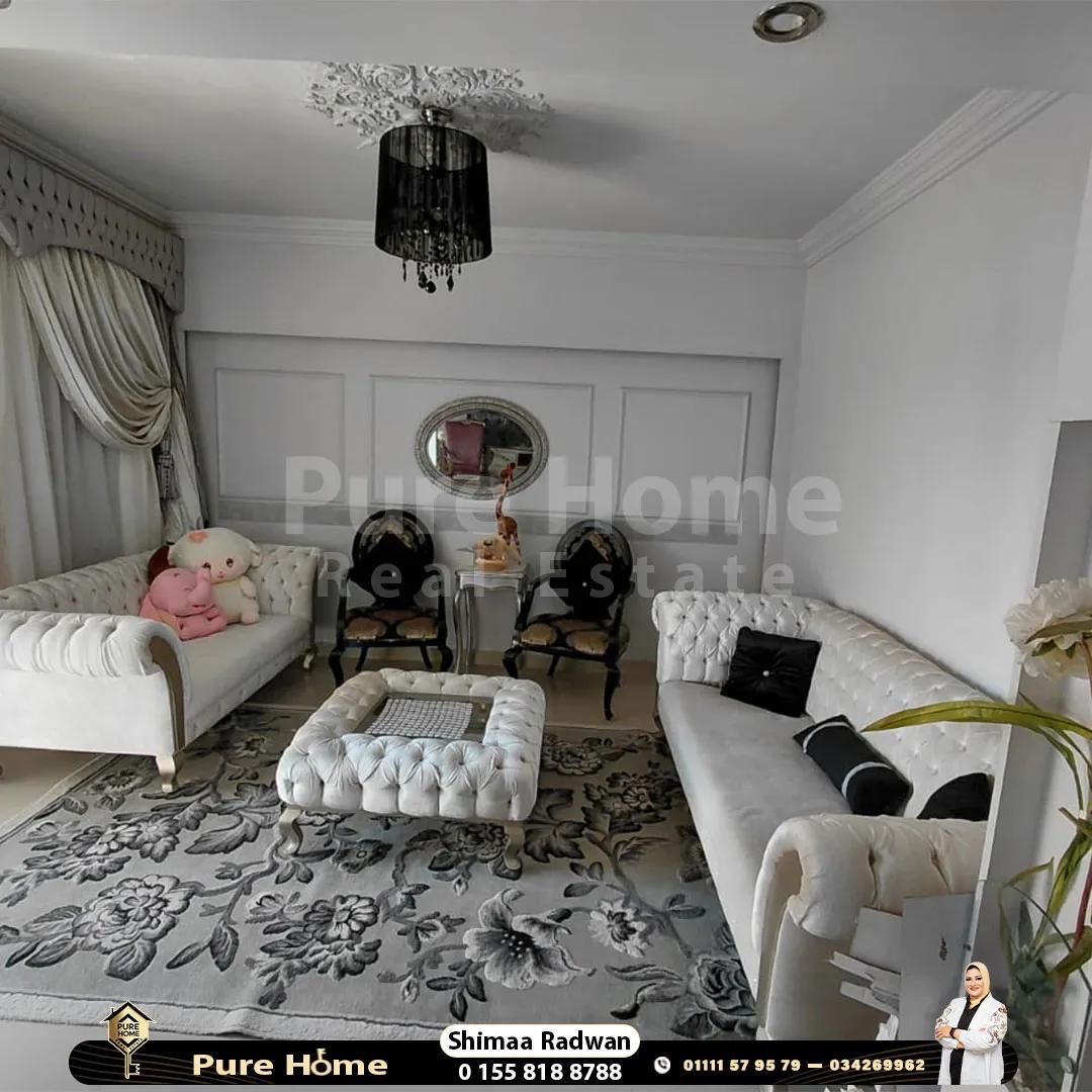 شقة للبيع - كامب شيزار