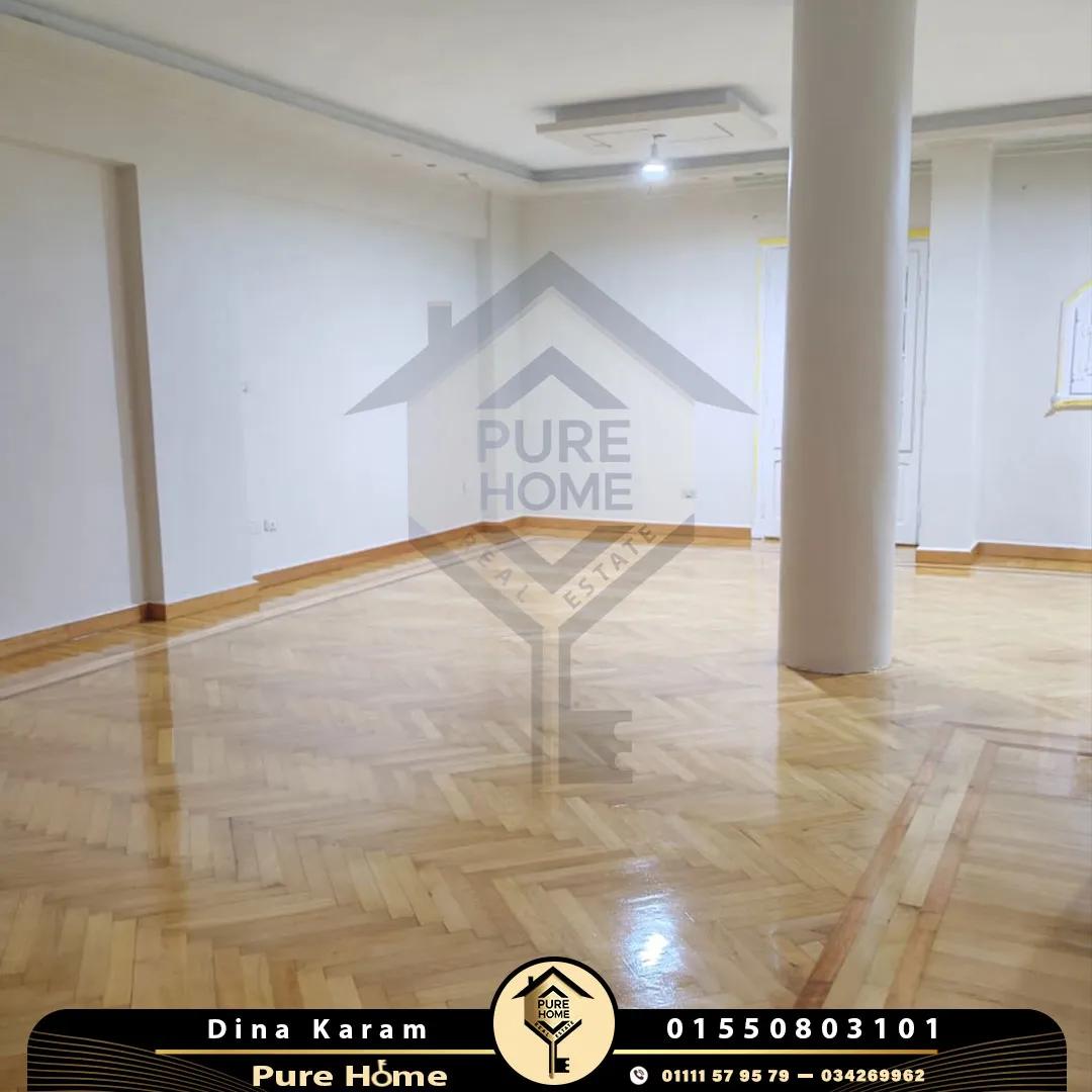 شقة مميزة للايجار تصلح سكني أو إداري – سيدي جابر شارع ابوقير