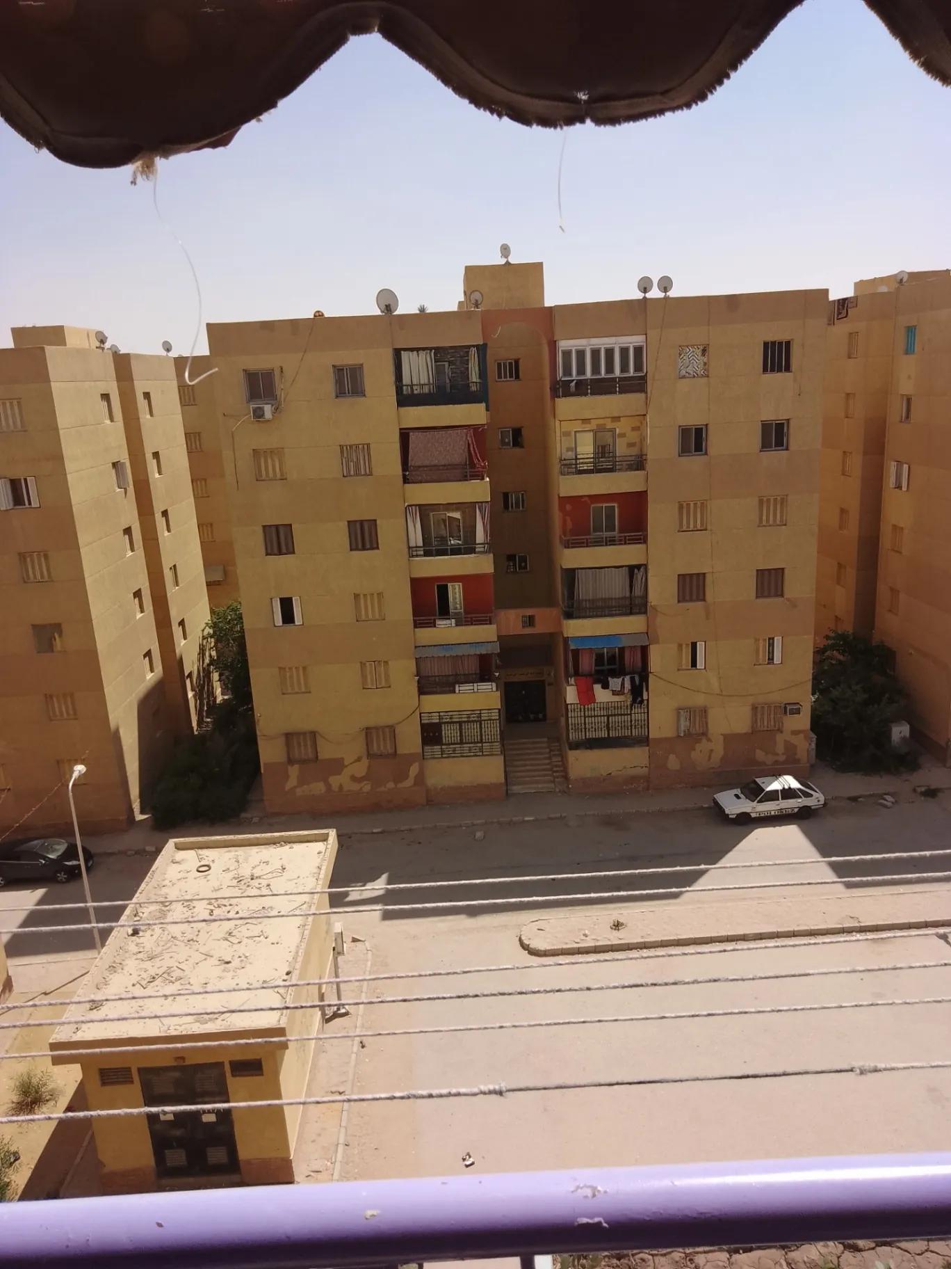 شقه للبيع في دهشور 1