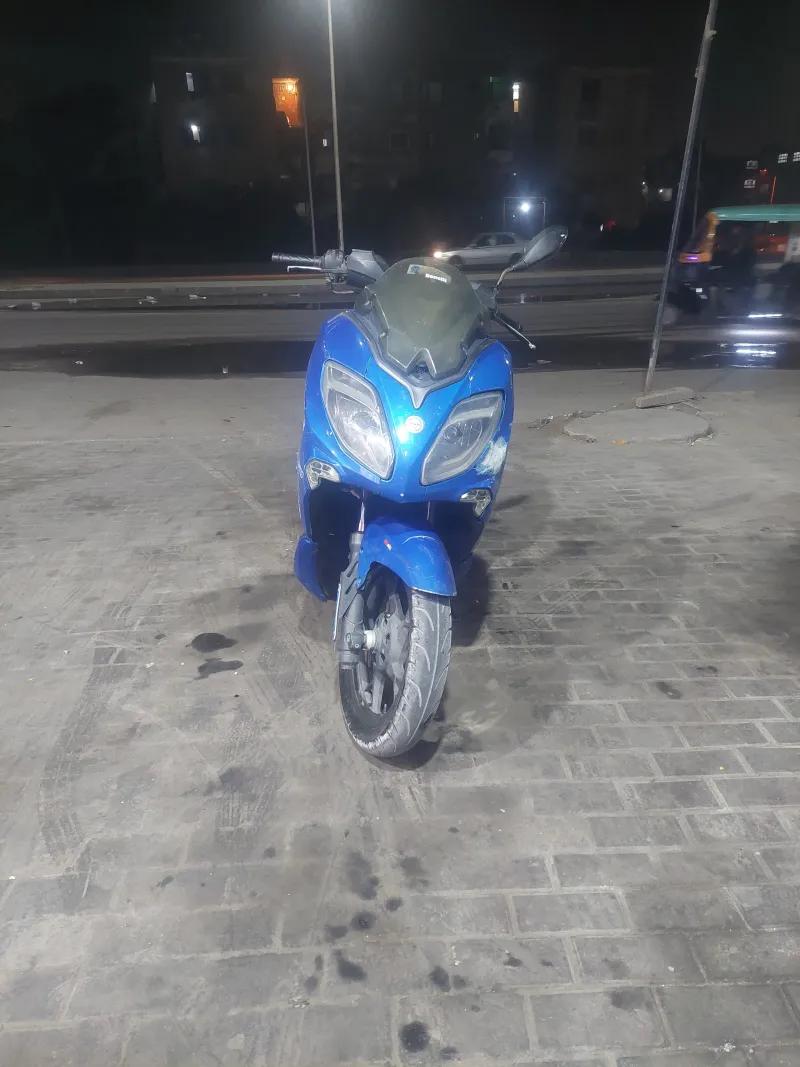 اسكوتر للبيع او موتوسيكل