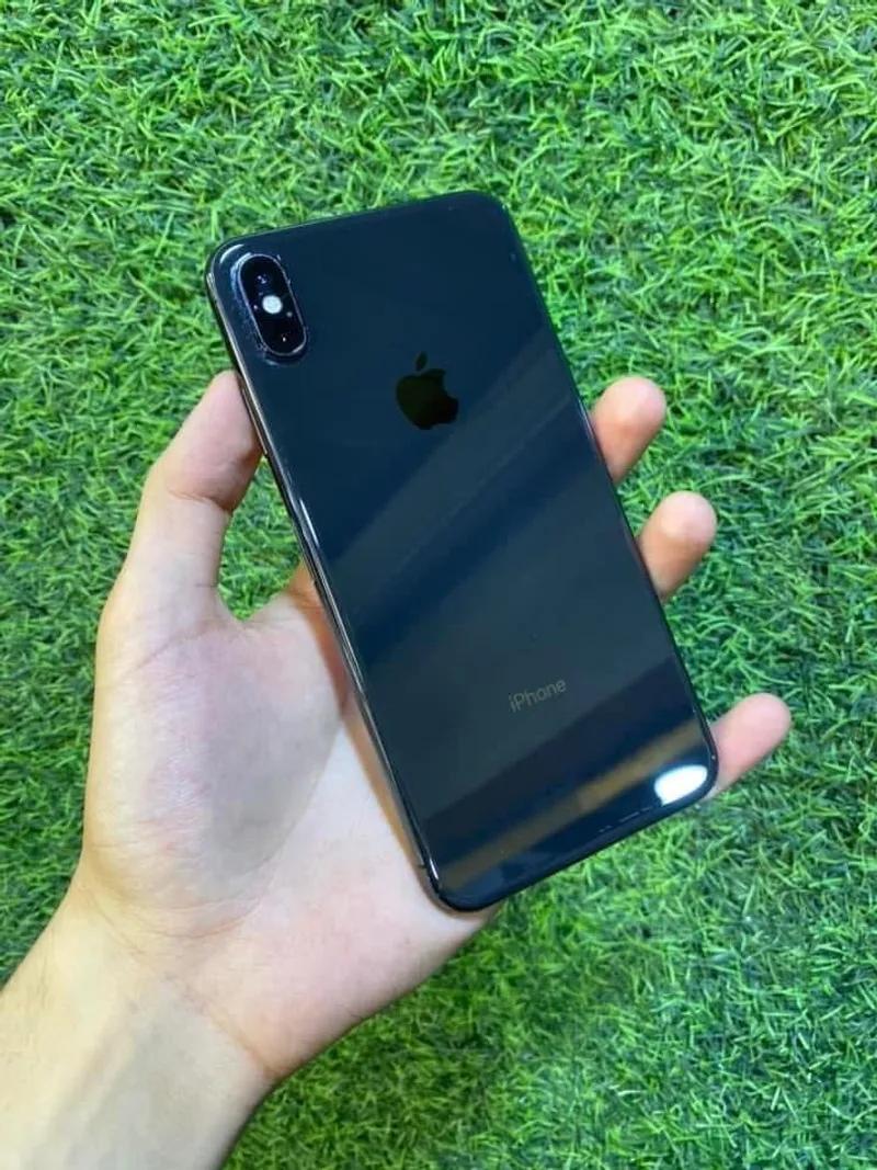 اكس ماكس٢٥٦ مع علبه وصله مغير ضهر وباغه فقط وفيس اي دي طلقه