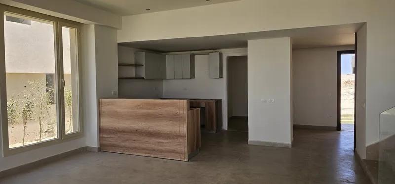 تاون هاوس للبيع في سهل حشيش