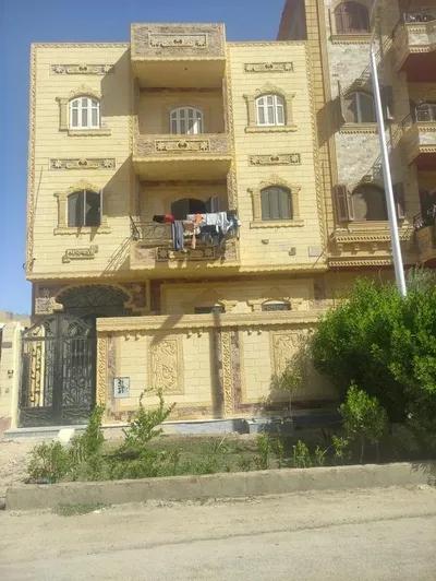 منزل للبيع الحى١٣ الحى اليونانى العاشر من رمضان في العاشر من رمضان, الشرقية - 100,000 جنيه