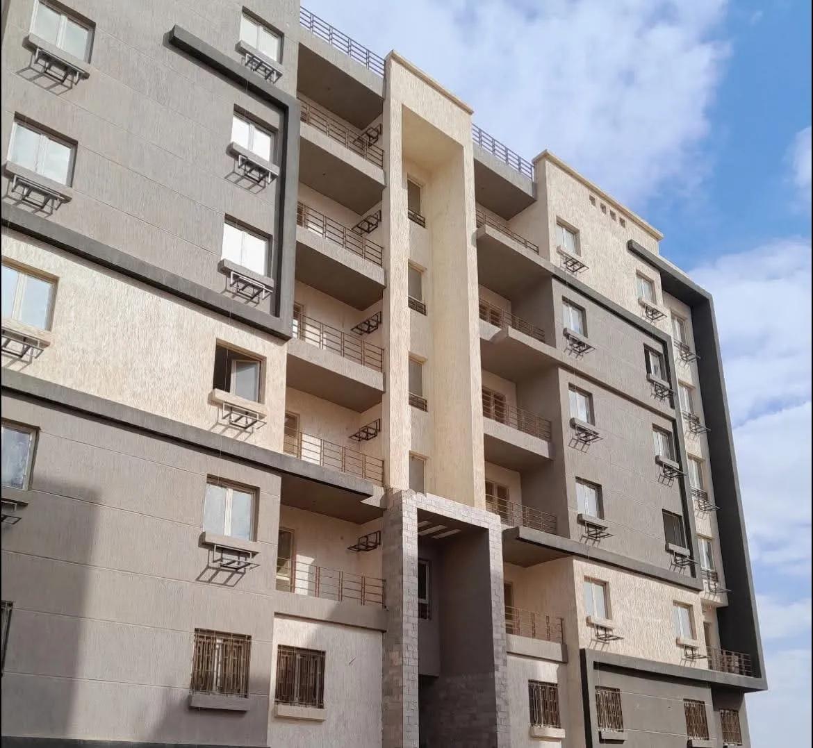 كمباوند ساوث هيلز التجمع التالت المنطقة التالتة بأسانسير