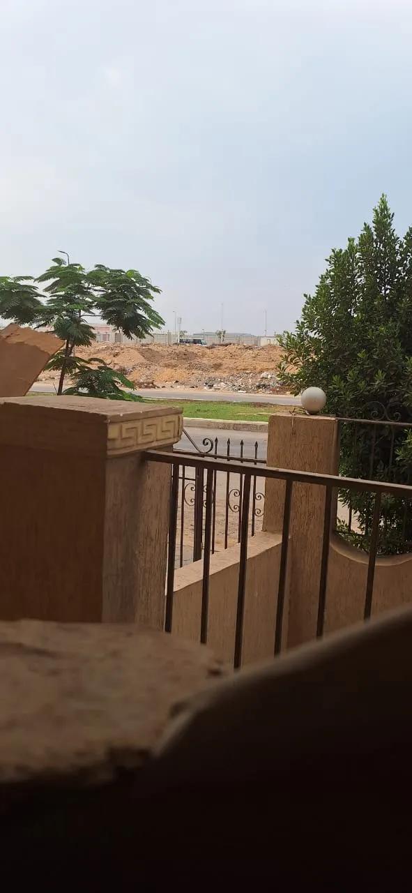 2شقه للبيع بمدينه العبور 6مليون