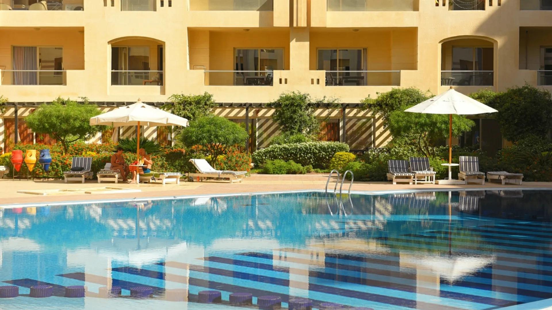 شقة غرفة و صالة 66 متر تطل على لاند سكيب