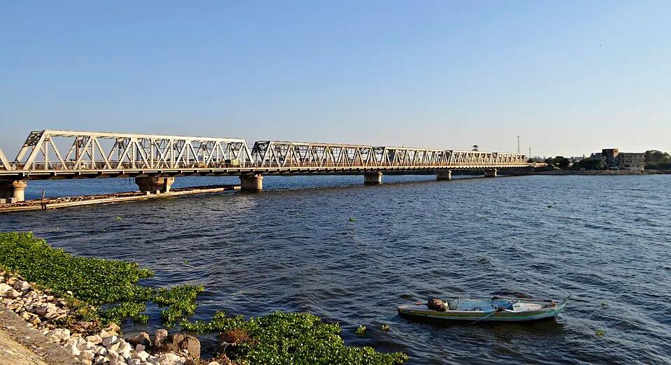 منزل على النيل مباشرة.