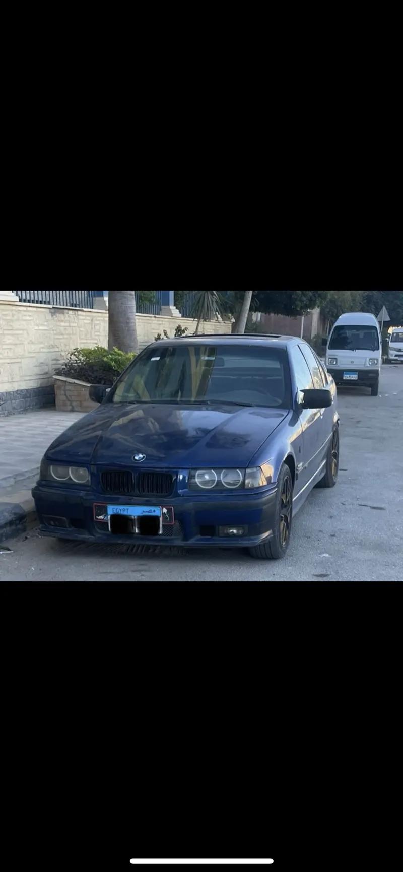 بي ام دبليو الفئة الثالثة 1993