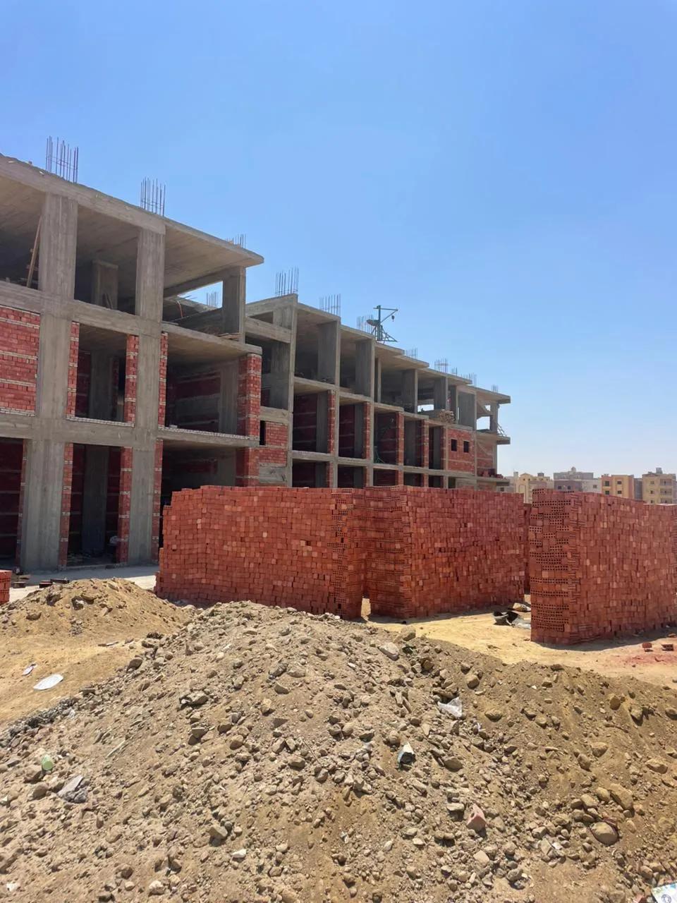 dubai mall نص فدان