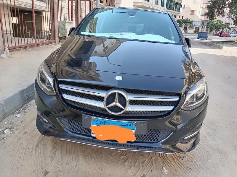 مرسيدس بنز بي-كلاس 2015