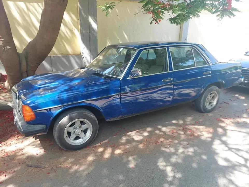 مرسيدس معدل موديل 1980 فبريكة دواخل بالكامل مرور فيصل