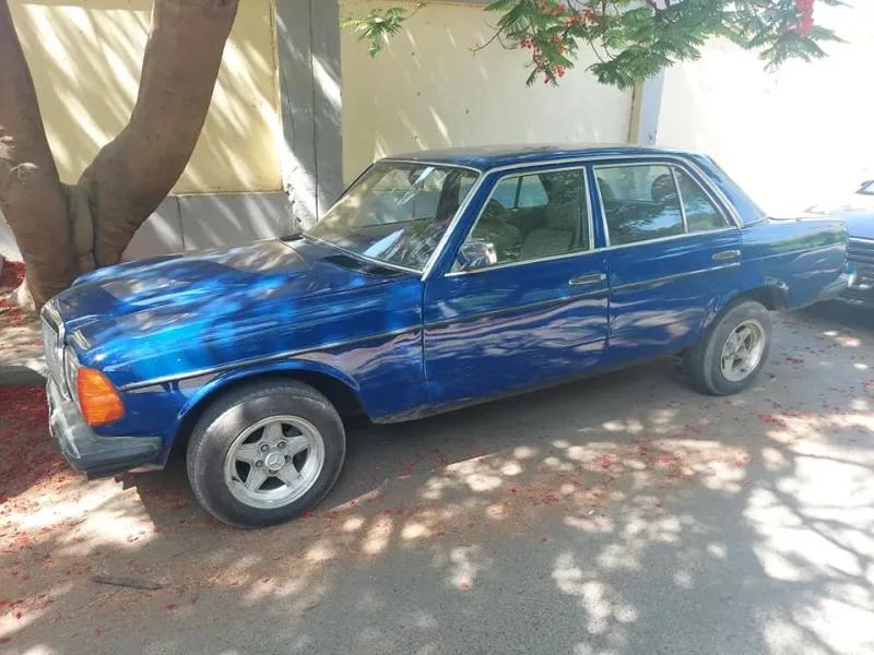 مرسيدس بنز الفئة E 1980