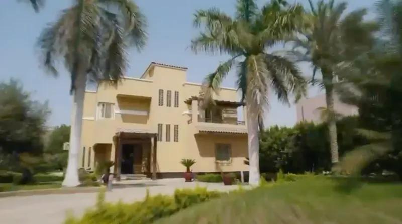 فيلا للبيع.. زايد