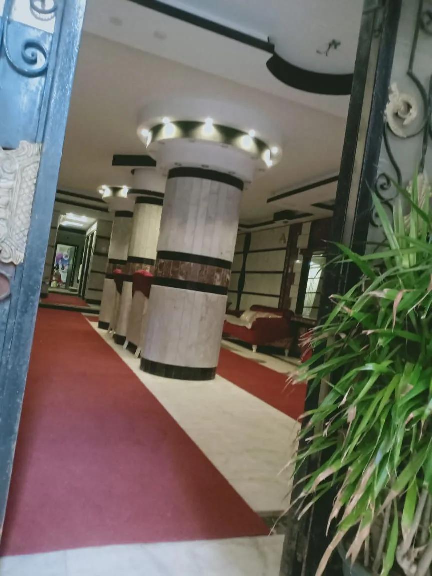 شقة فاخرة للايجار مفروشة ومكيفة سنوى