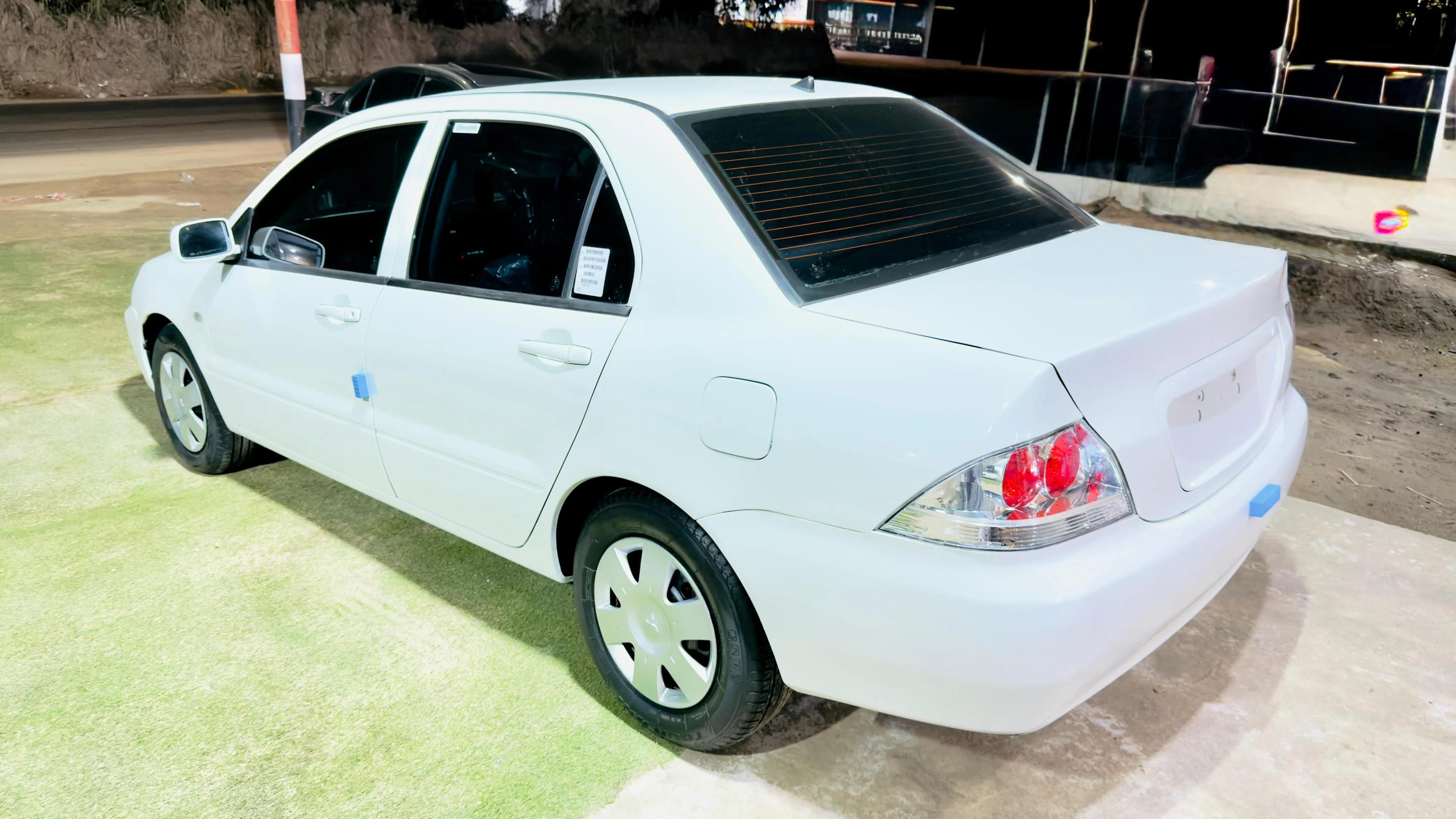 لانسر بومة 2008 مالك اول