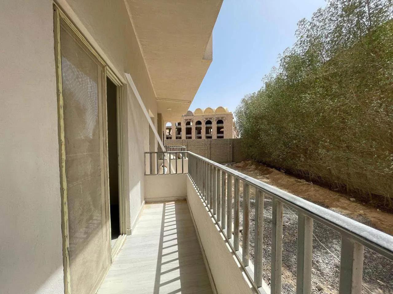 شقة بحديقة للبيع في الغردقة