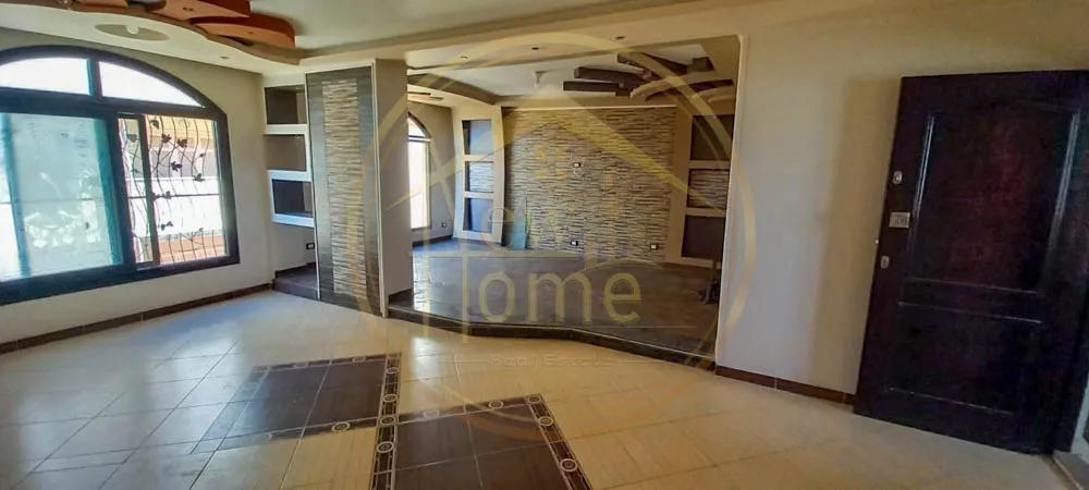 شقه 120م للبيع بقلب سموحه