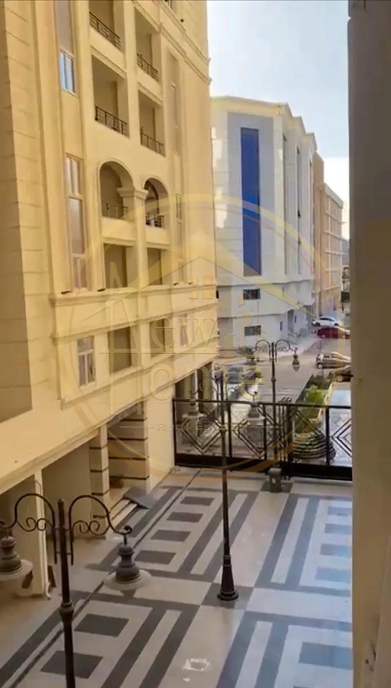 شقة للبيع في سموحة