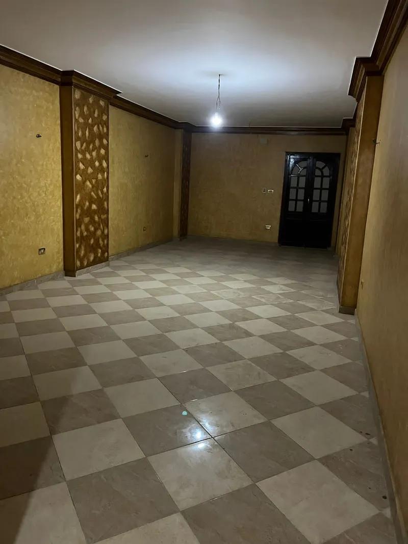 شقة للبيع في الطالبية