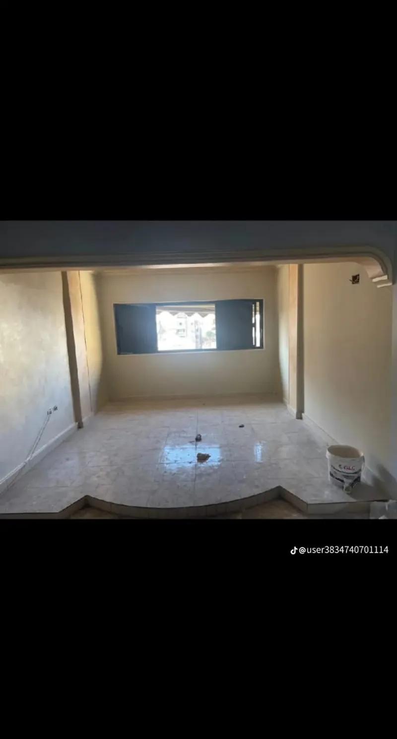 شقة للبيع في حي الزهور