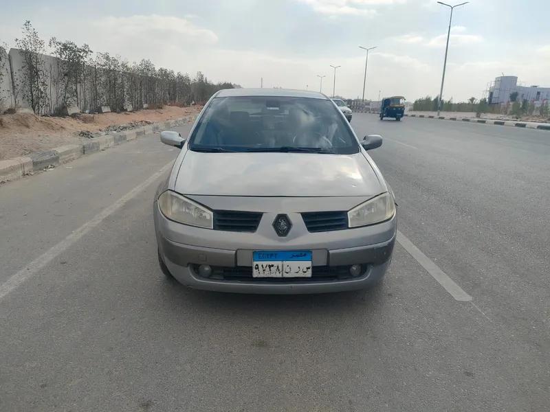رينو ميجان 2005