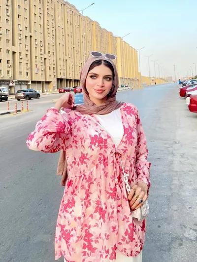 بلوز بالوان خطيره باحلي ماتيريال طولها ٧٣ سم في طنطا, الغربية - 345 EGP