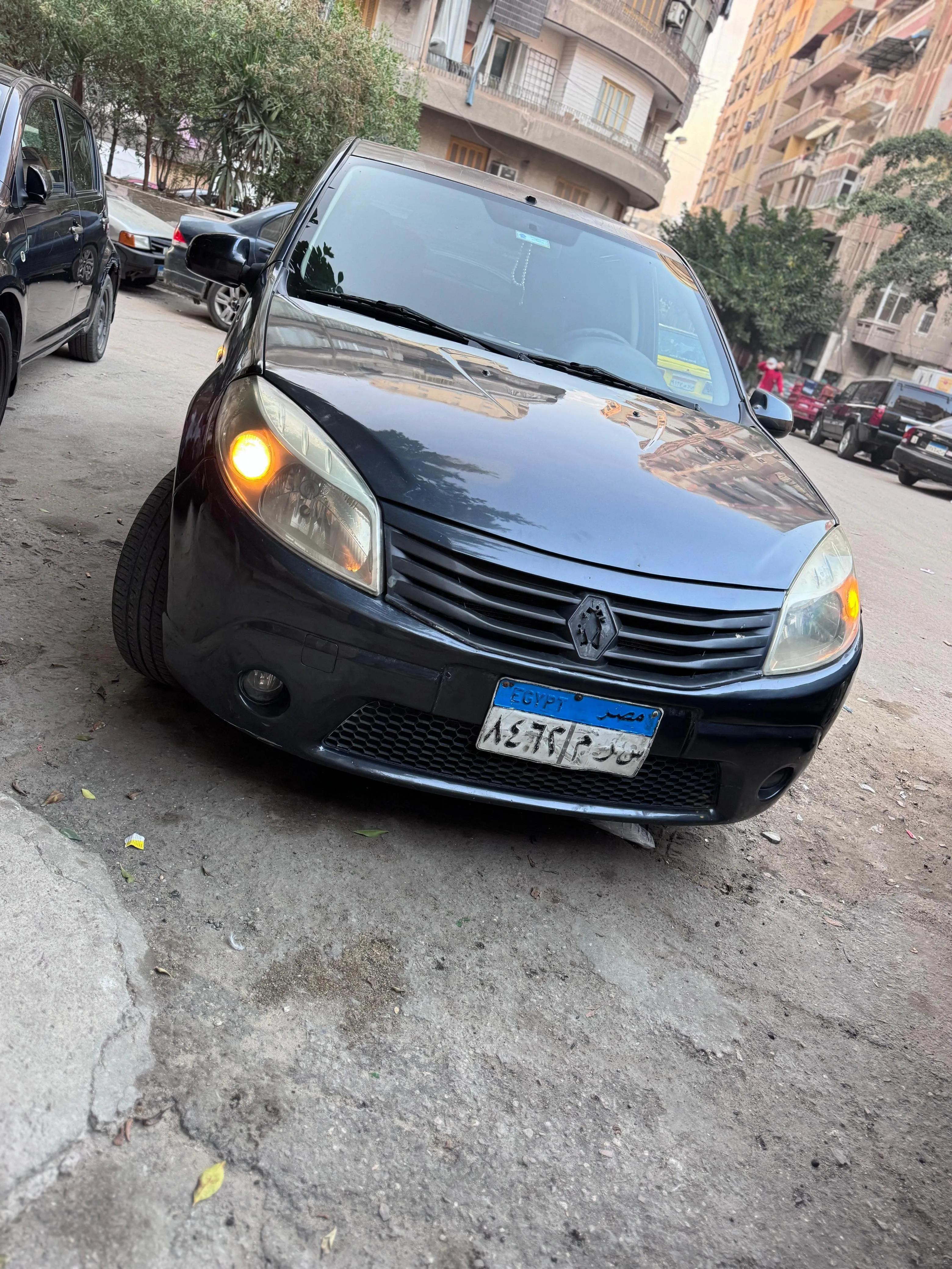 رينو سانديرو