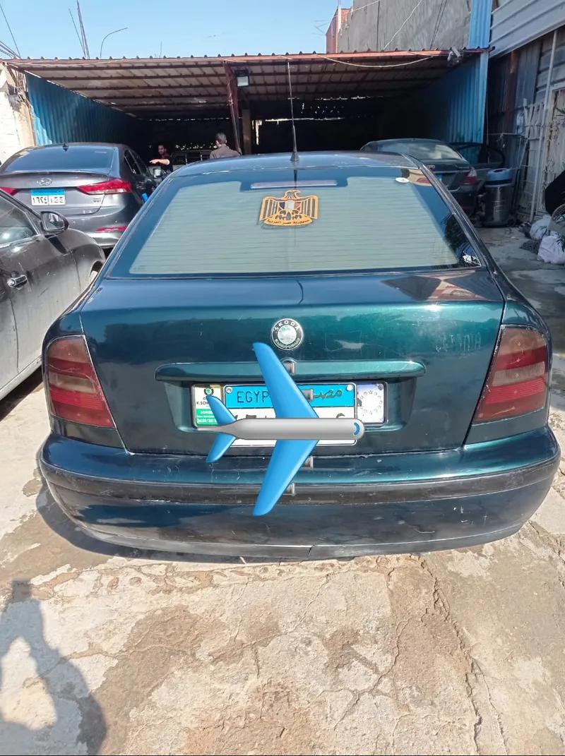 سكودا اوكتافيا 1998