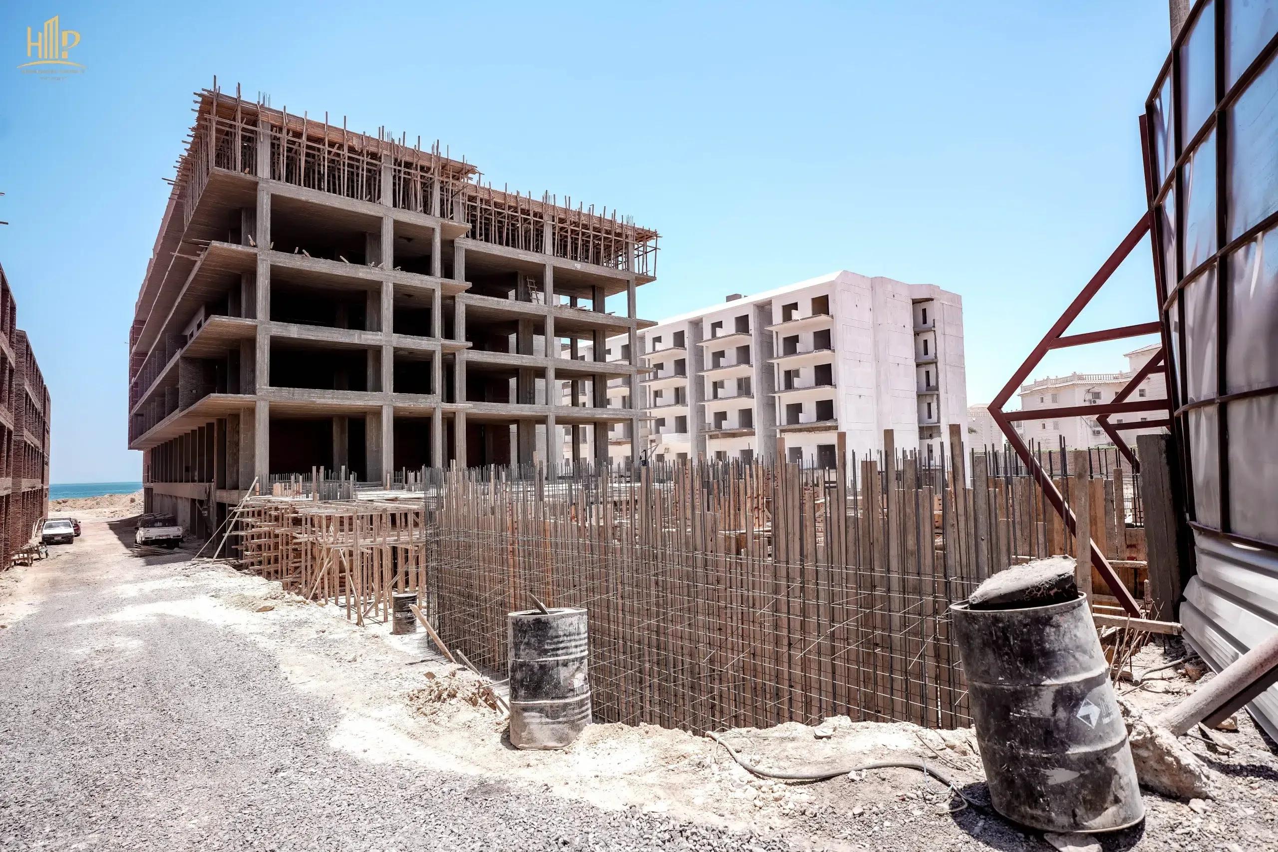 شقة 78م غرفة وصالة بإطلالة مباشرة على البحر وحمام السباحة أورو بيتش