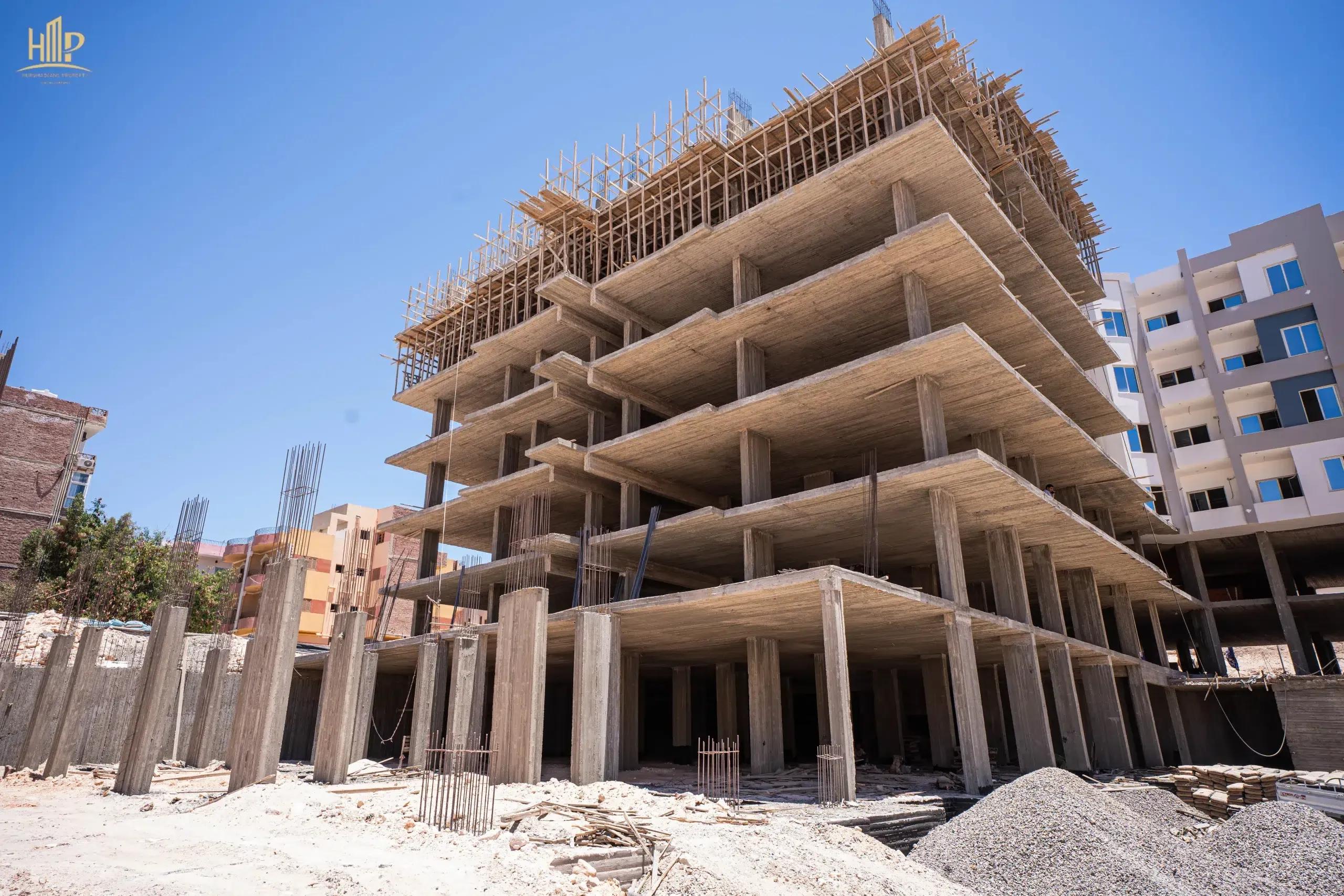 شقة 61م² غرفة نوم واحدة بإطلالة شارع وجبل – Iconic Resort