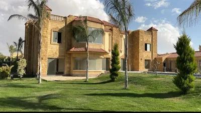 فيلا في جرينز, الشيخ زايد, الجيزة - 0 جنيه