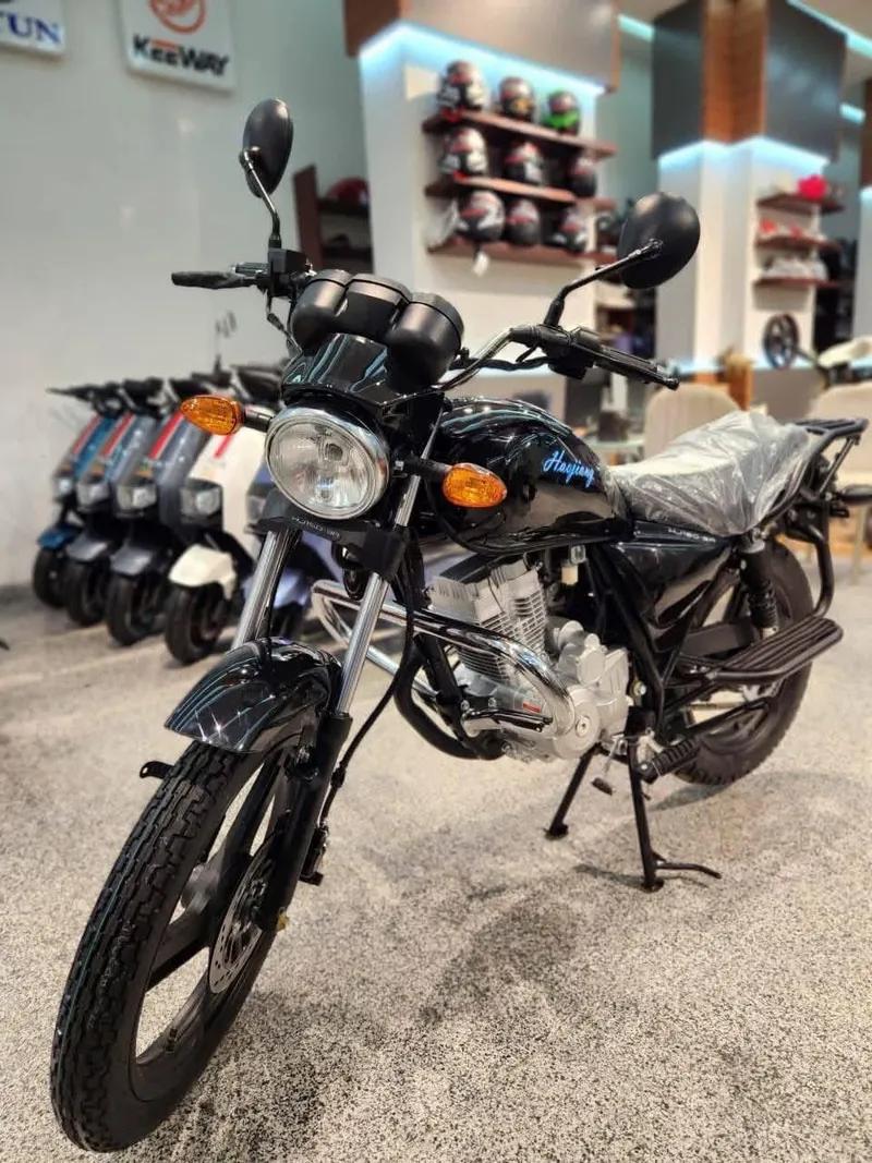 مركبات دراجات نارية 2024