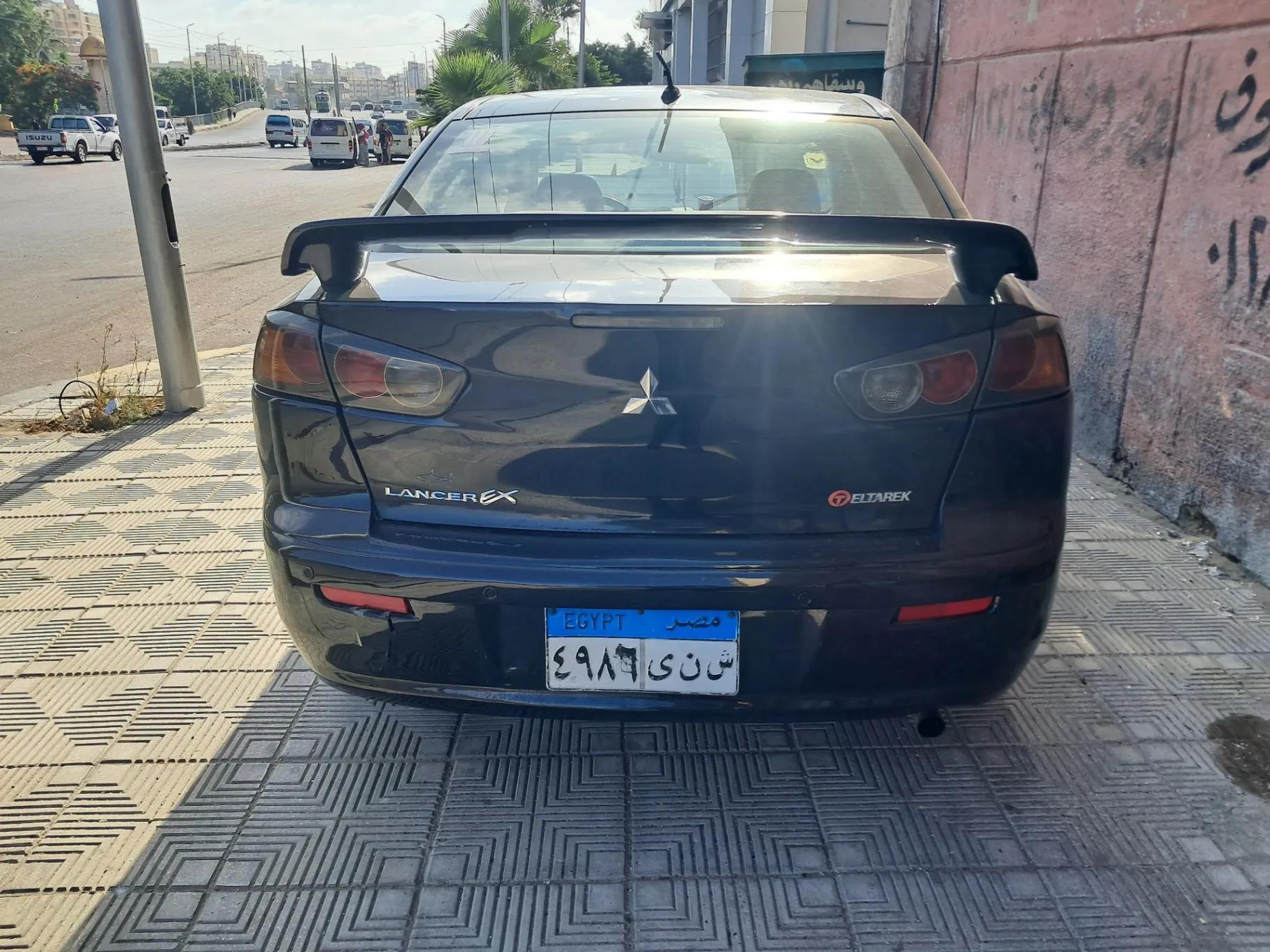 لانسر للبيع