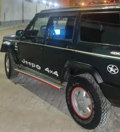 للبيع جيب شيروكي في 6 أكتوبر, الجيزة - 260,000 جنيه