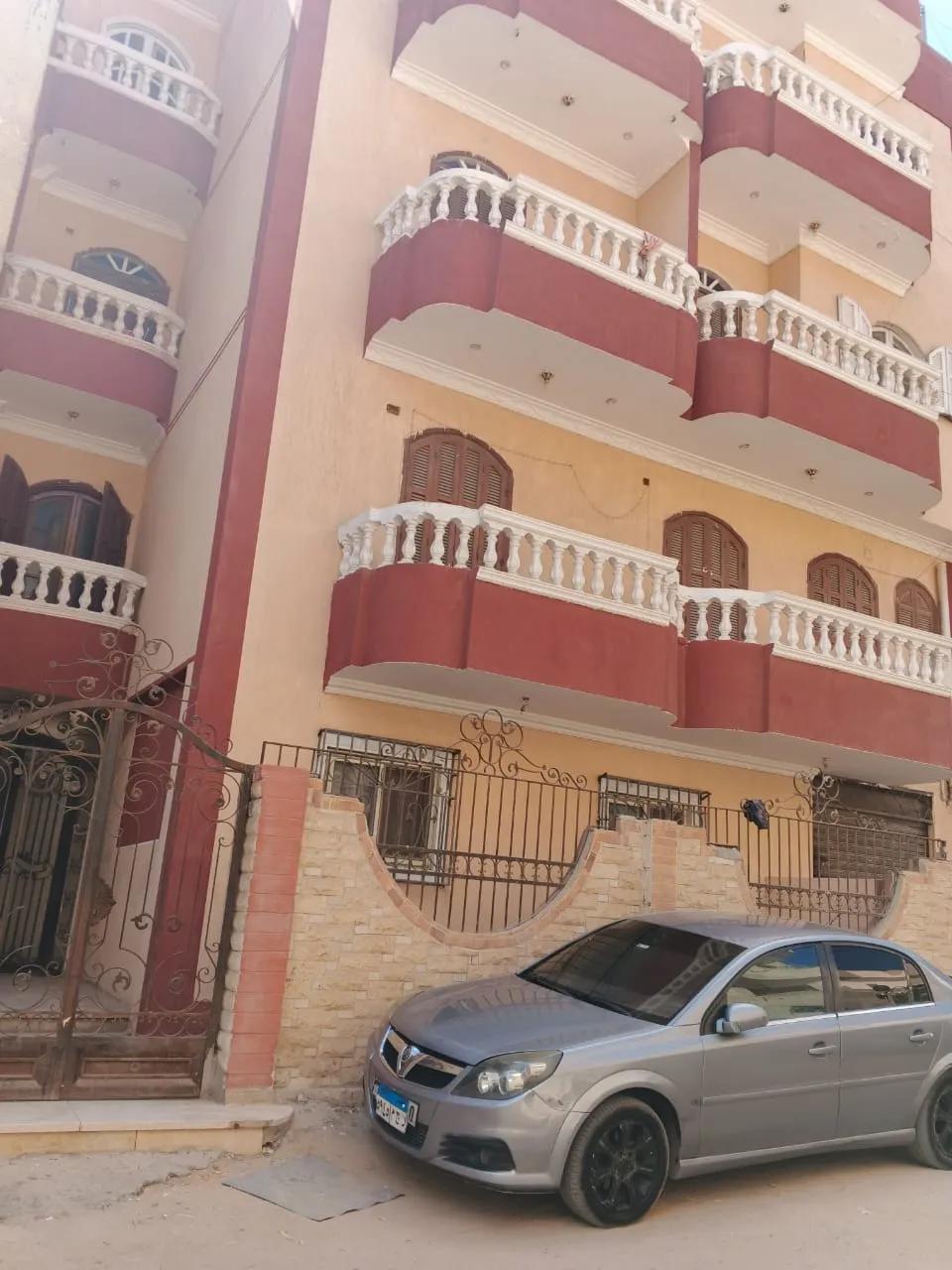 بيت للبيع فالمجاوره 12 التمن 7 مليون و500 الف