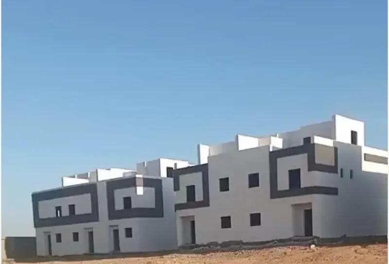 تاون هاوس للبيع في طريق وصلة دهشور