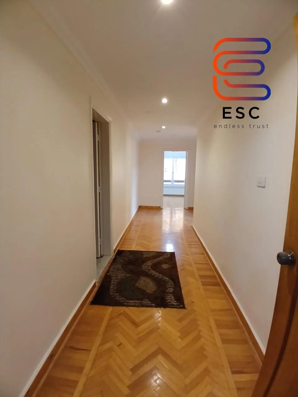 شقة للبيع في المعادي القديمة