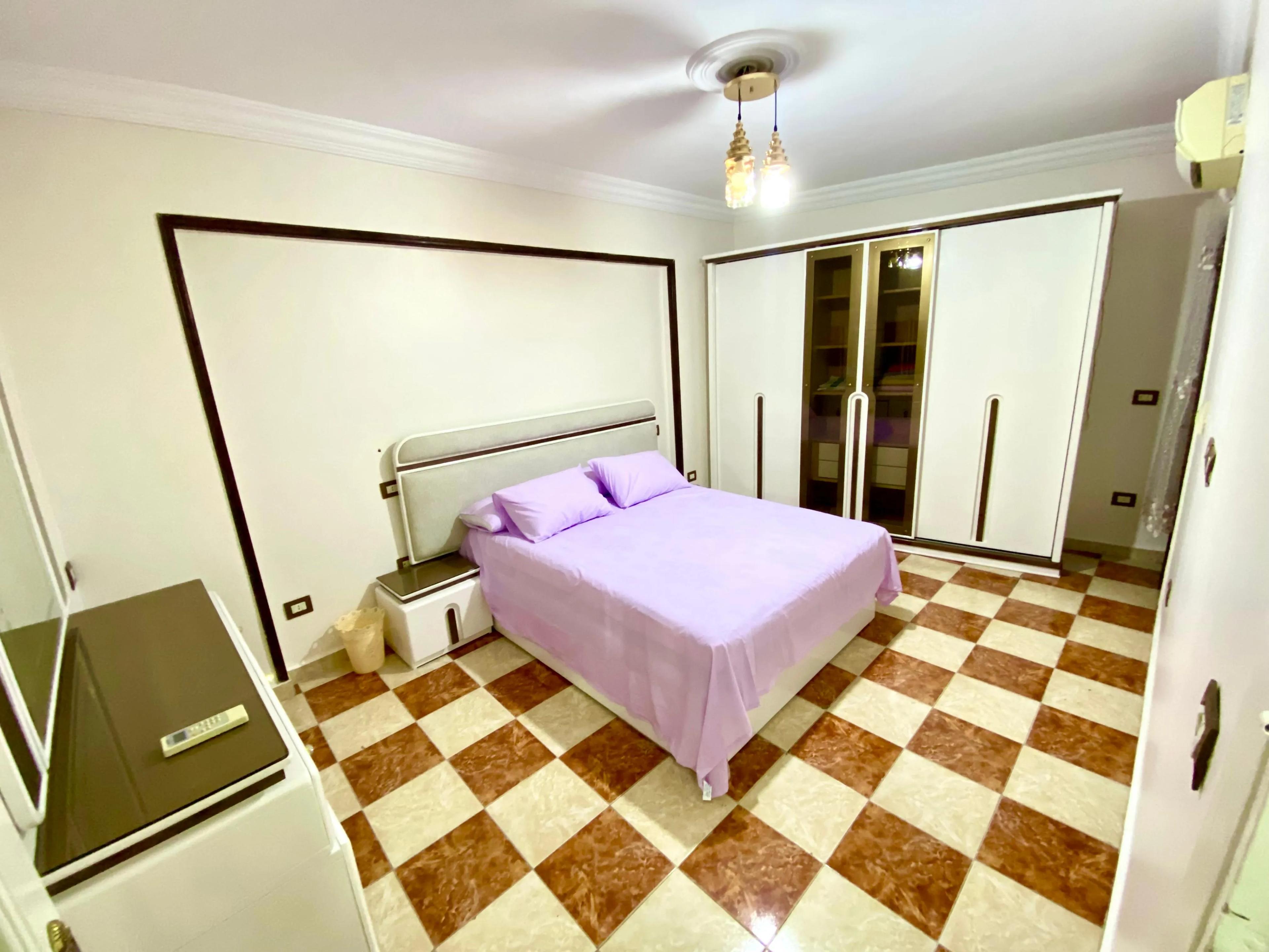 شقة للبيع 120 م من المالك ميامي جمال عبد الناصر الاكاديمية